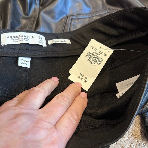 Abercrombie & Fitch Pants Vegan Leather Ankle Straight Ultra High Sz 18S/P Curve - Picture 4 of 12